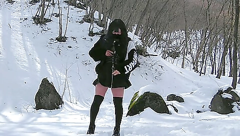 Amateur asian 18+ girl gets nailed in the mountains