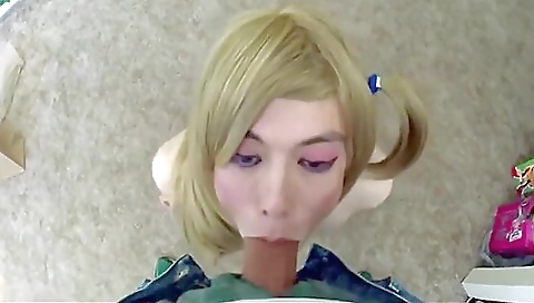 Amateur porn video with a blonde and a hot shemale