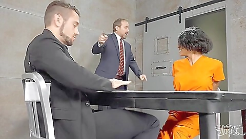 Brunette babe with a big ass gets fucked on a huge cock