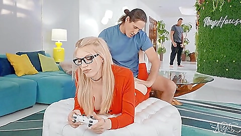 busty gamer takes her deepthroat cock and spreads her legs