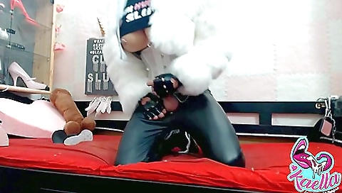 Petite teen with a big ass is getting fucked in her ass